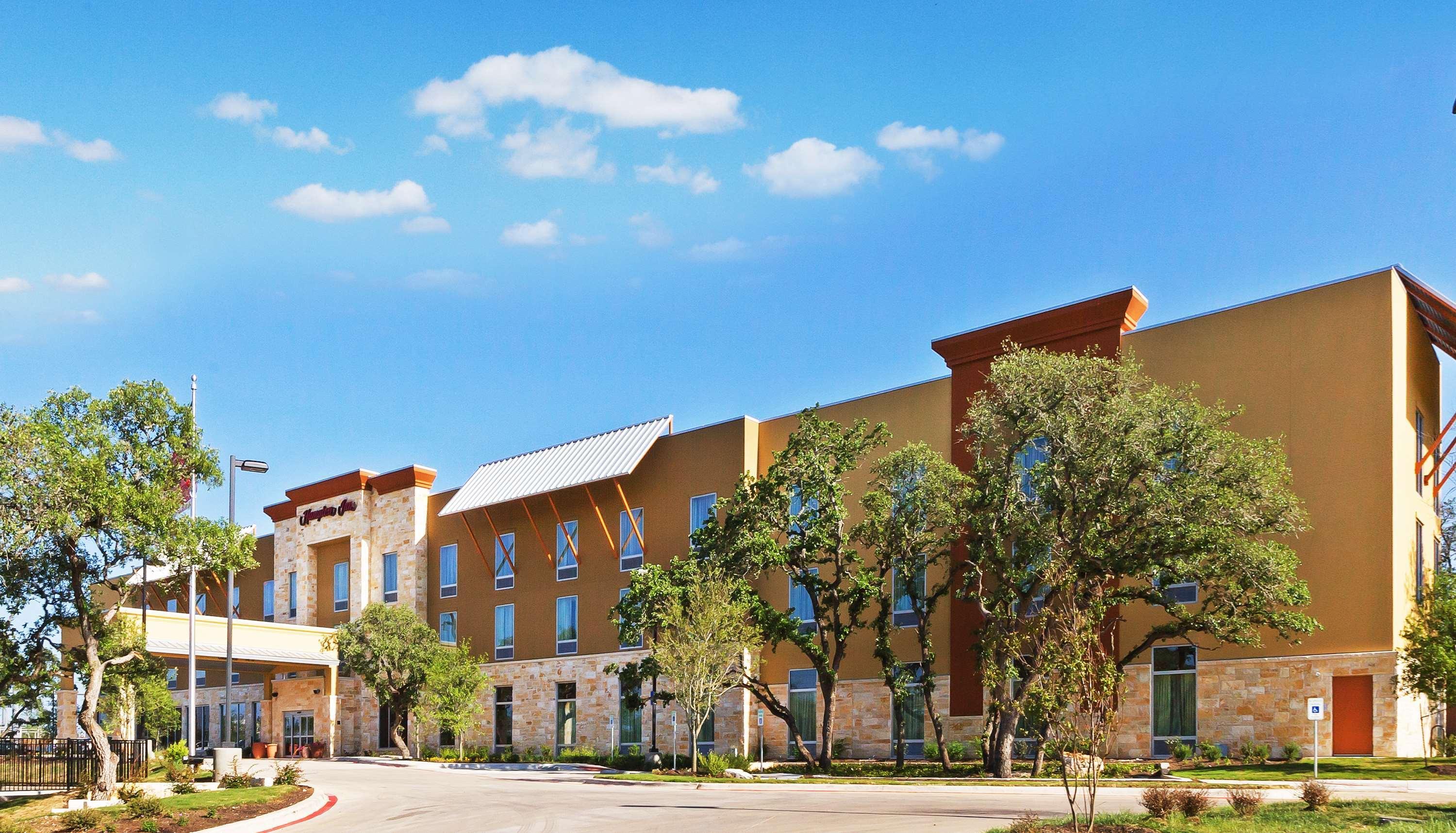 Hampton Inn Austin Oak Hill Exterior photo